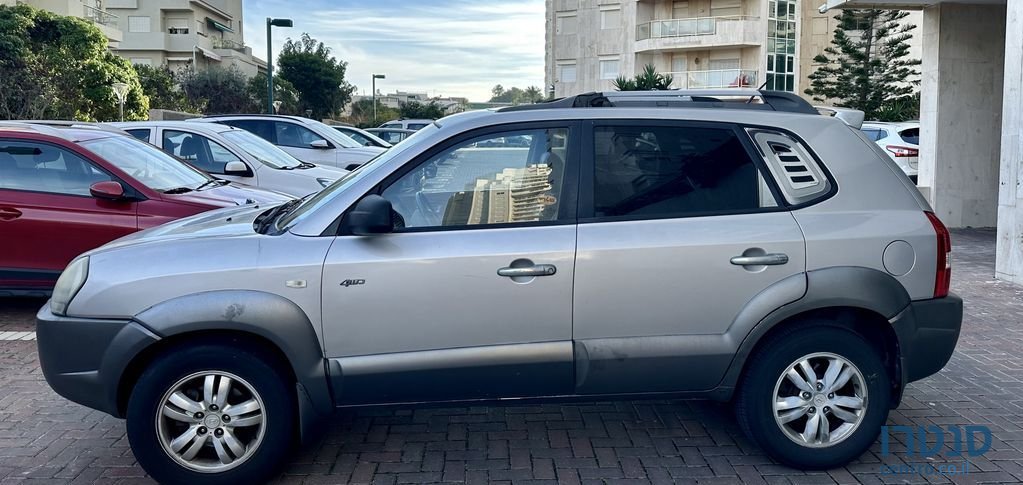 2008' Hyundai Tucson יונדאי טוסון photo #3