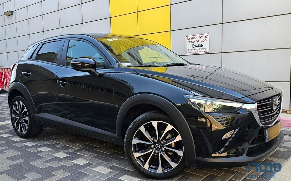 2022' Mazda CX-3 photo #3