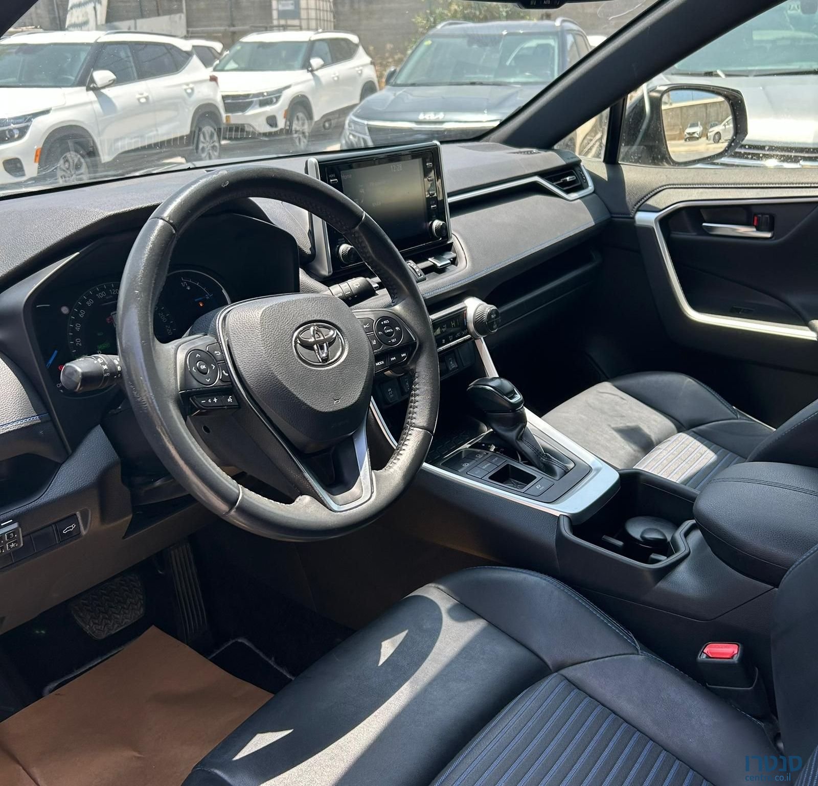 2022' Toyota RAV4 טויוטה photo #6