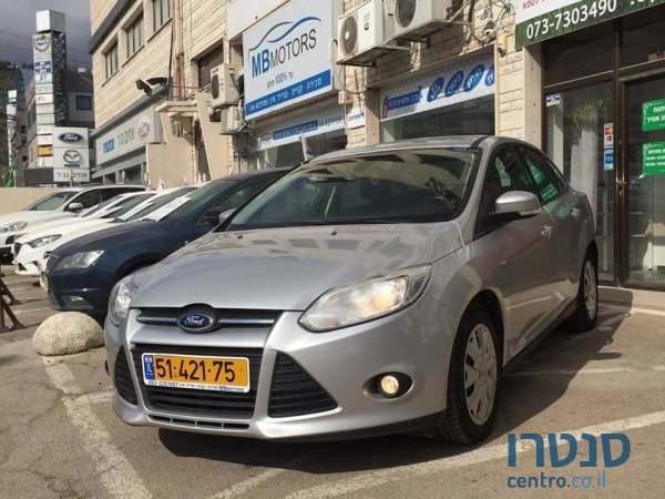 2012' Ford Focus photo #1