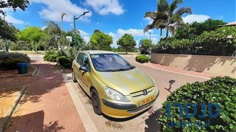 2004' Peugeot 307 פיג'ו photo #3