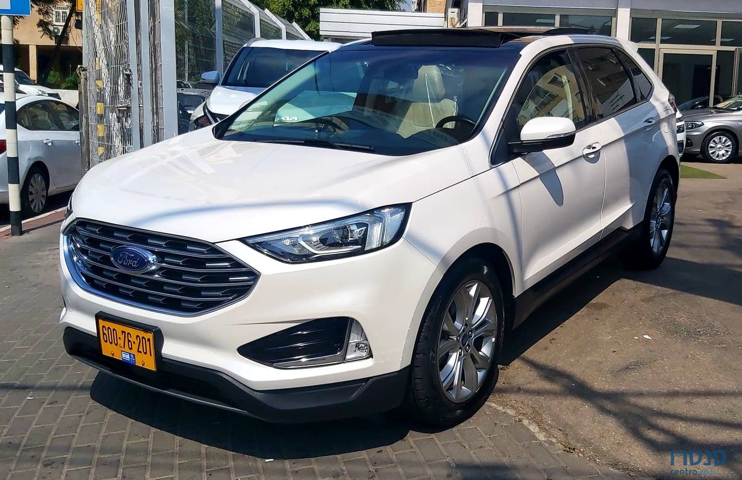 2019' Ford Edge photo #1