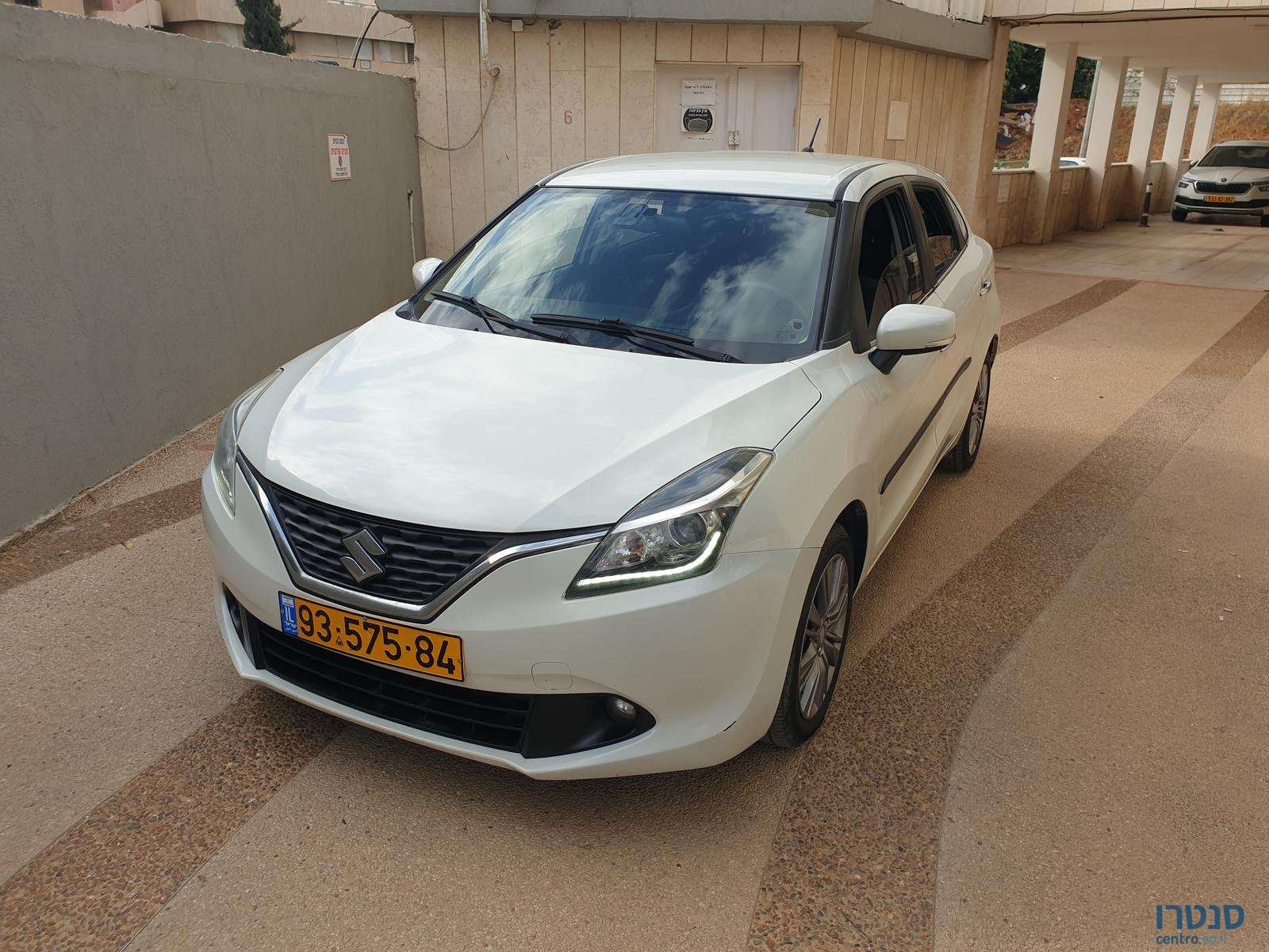 2017' Suzuki Baleno photo #4
