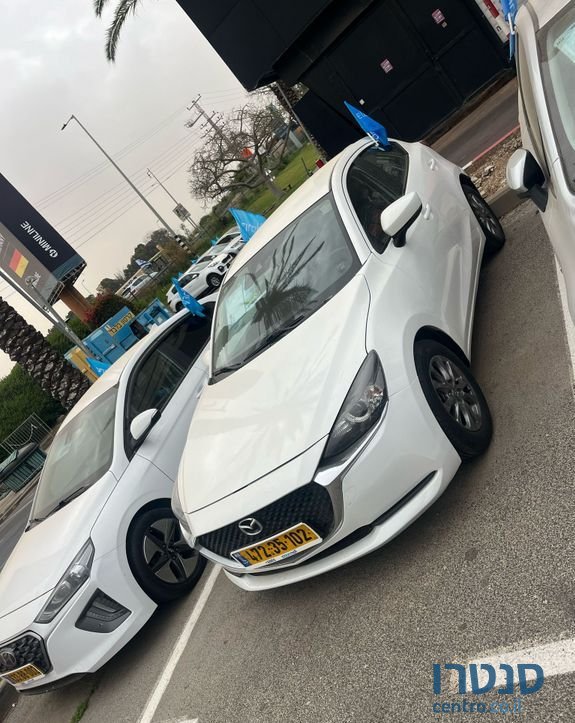 2021' Mazda 2 מאזדה photo #2