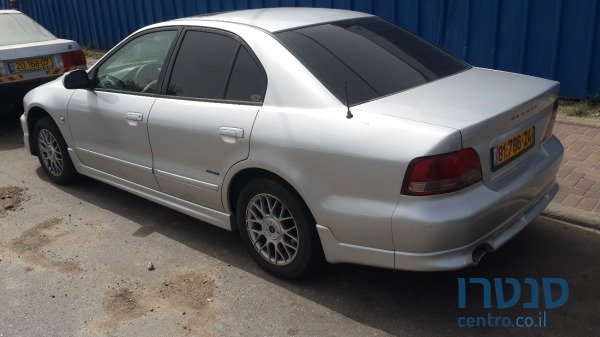 2002' Mitsubishi Galant Sport photo #2