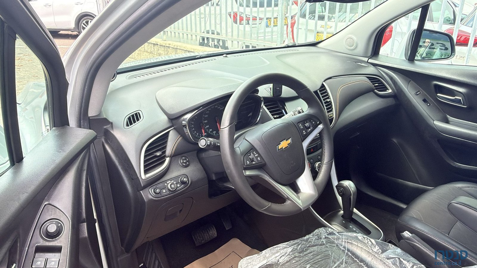 2018' Chevrolet Trax photo #2