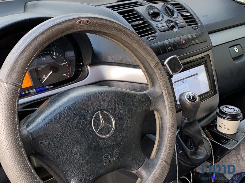 2012' Mercedes-Benz Vito photo #4