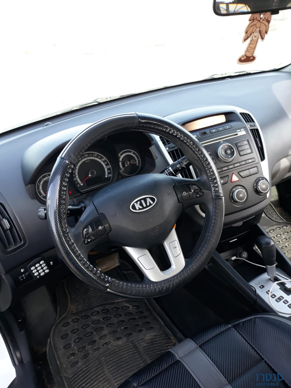 2011' Kia Ceed photo #5