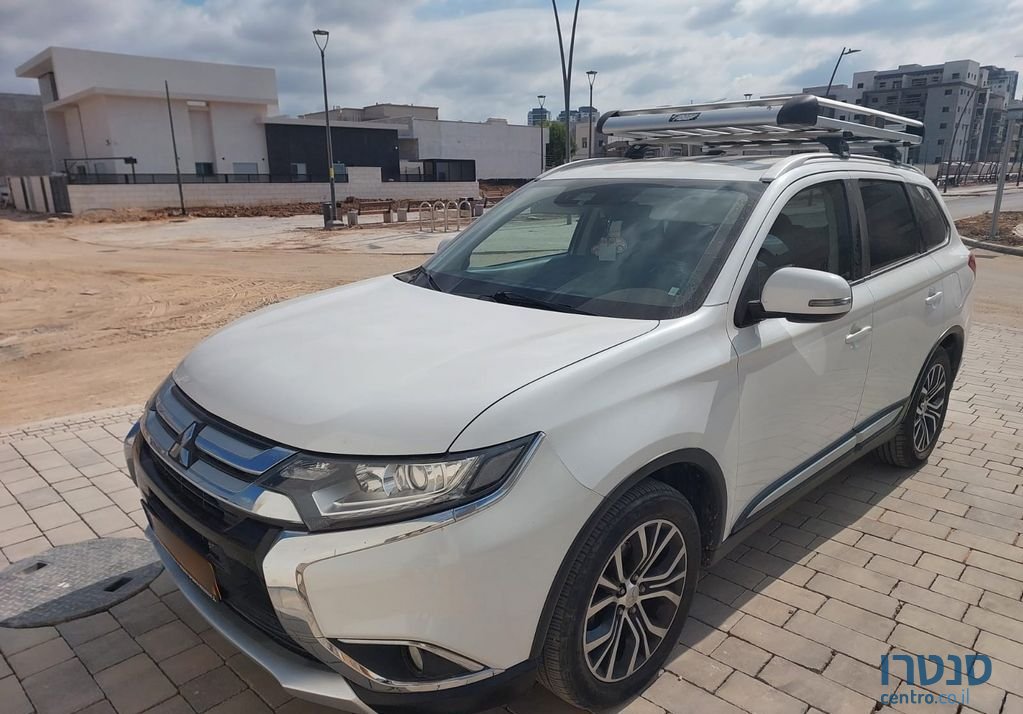 2017' Mitsubishi Outlander מיצובישי אאוטלנדר photo #2