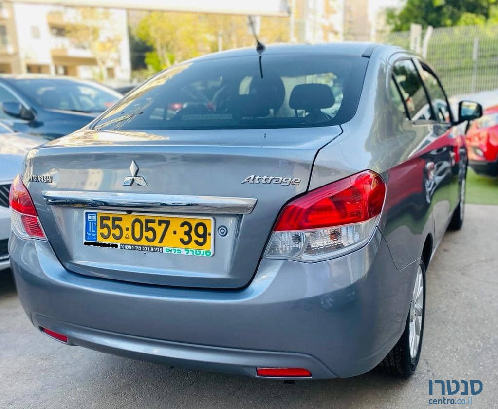 2016' Mitsubishi Attrage photo #2