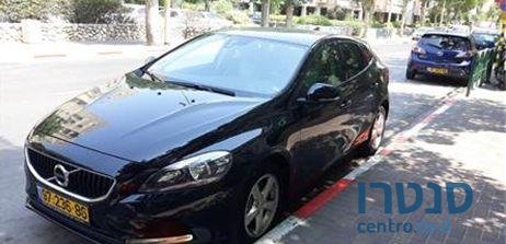 2017' Volvo V40 וולוו photo #2