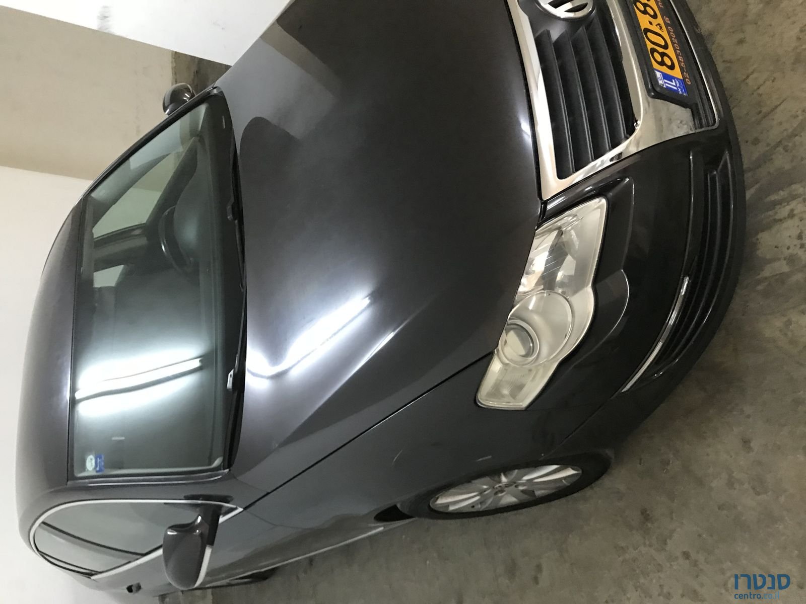 2006' Volkswagen Passat photo #4