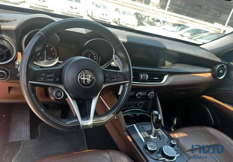 2018' Alfa Romeo Stelvio אלפא רומיאו סטלויו photo #4