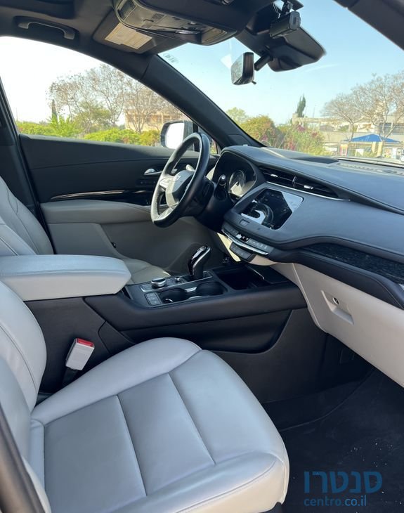 2021' Cadillac Xt4 קאדילק photo #4