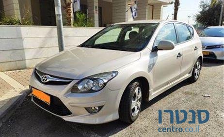 2010' Hyundai I30 i30 יונדאי photo #1