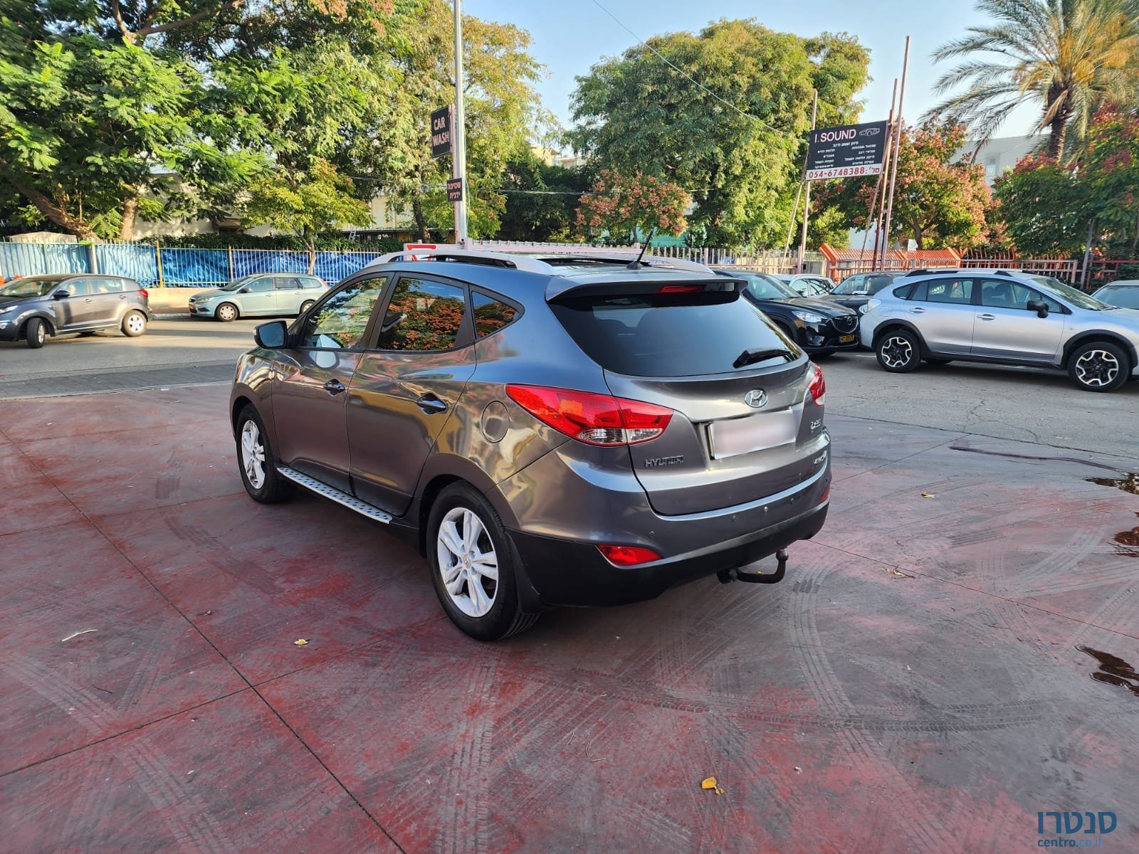 2011' Hyundai ix35 photo #6