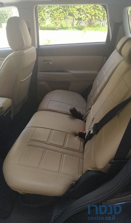 2013' Mitsubishi Outlander מיצובישי אאוטלנדר photo #3