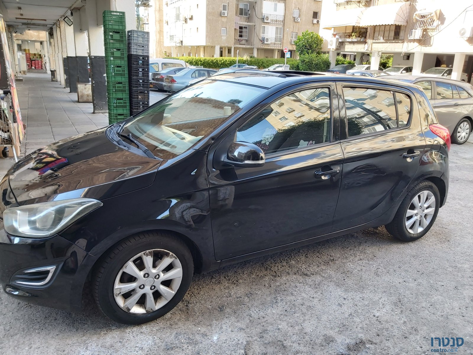 2013' Hyundai i20 יונדאי photo #6