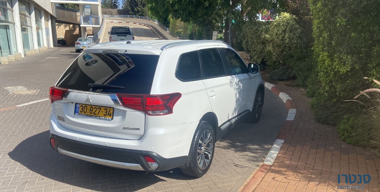 2015' Mitsubishi Outlander מיצובישי אאוטלנדר photo #2