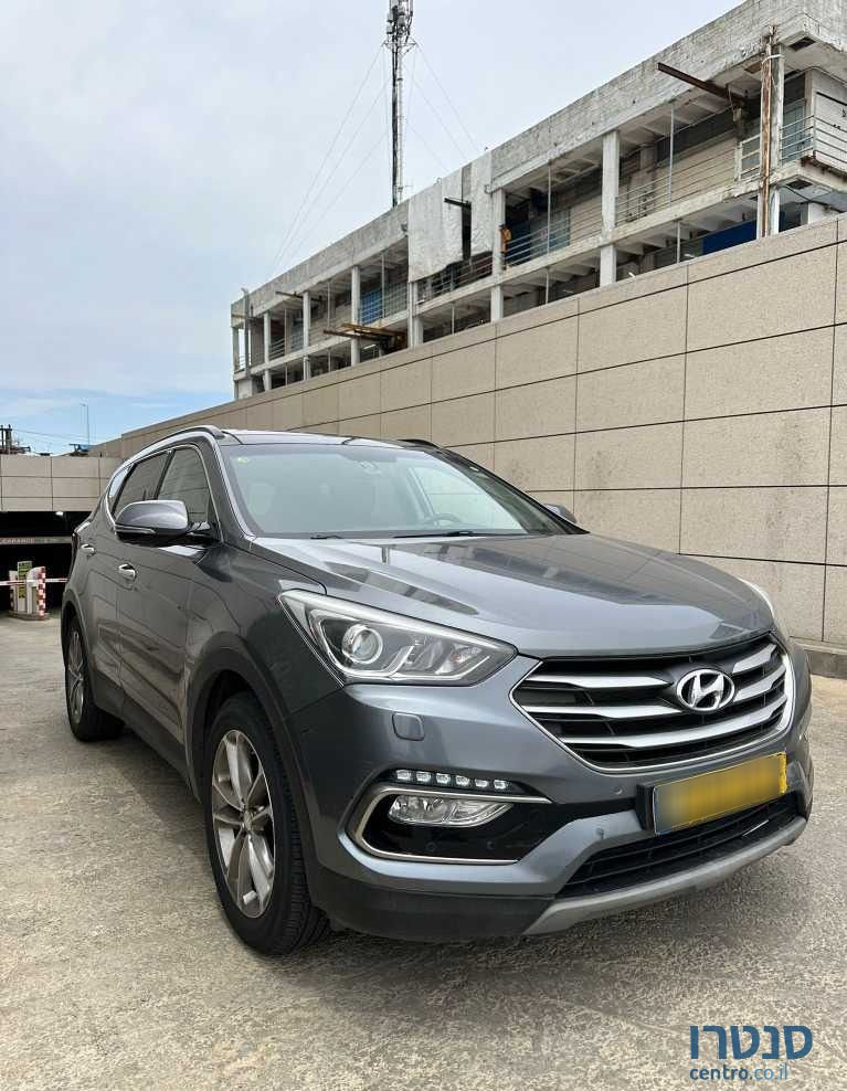 2018' Hyundai Santa Fe יונדאי סנטה פה photo #3