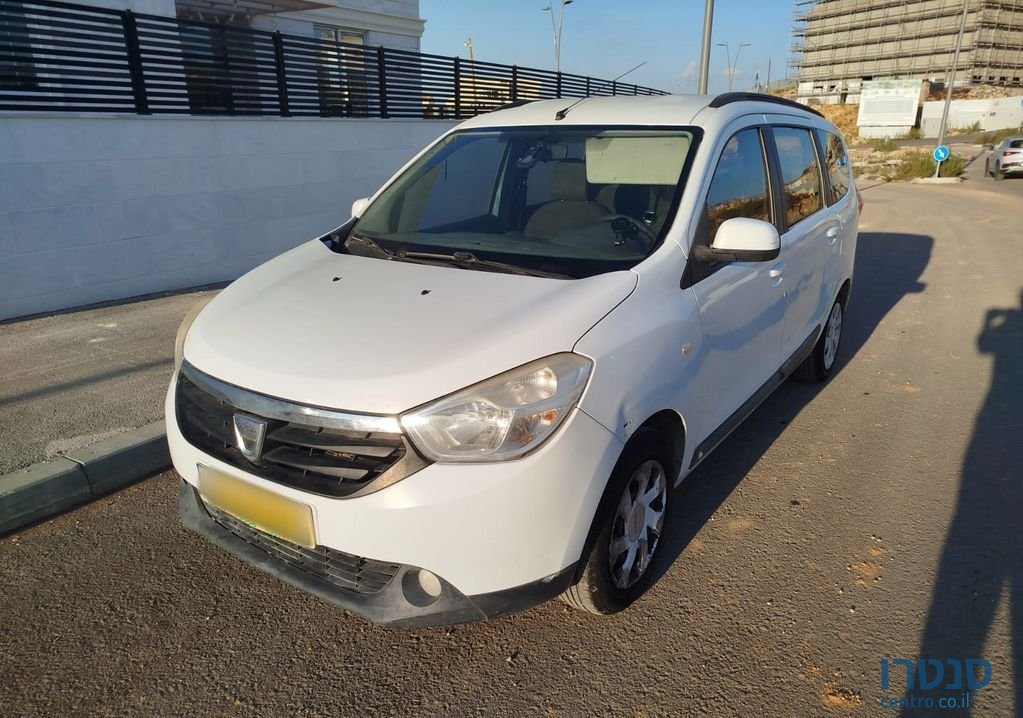 2015' Dacia Lodgy דאצ'יה לודג'י photo #4