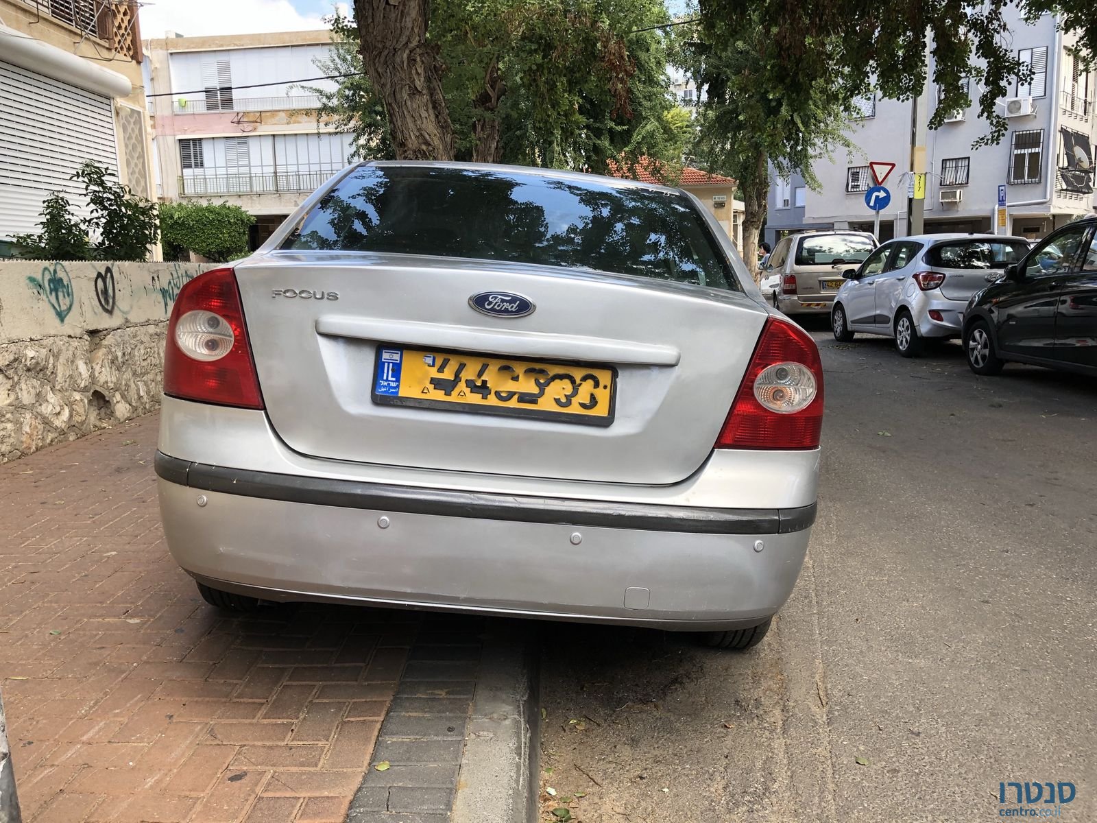 2008' Ford Focus Trend 2 photo #3