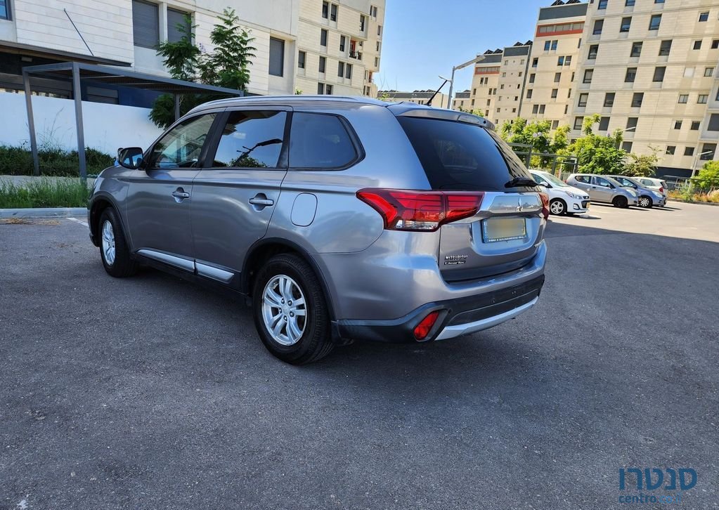 2016' Mitsubishi Outlander מיצובישי אאוטלנדר photo #3