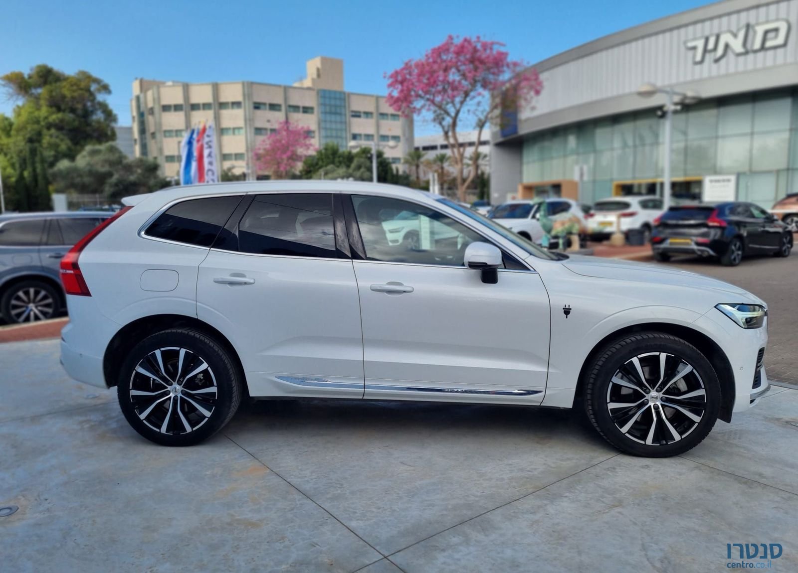 2023' Volvo XC60 וולוו photo #3