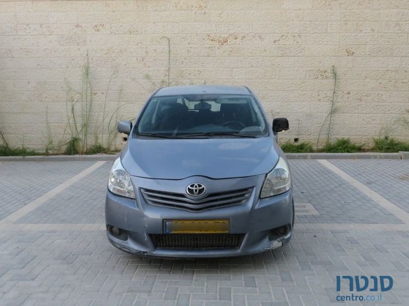 2009' Toyota Verso טויוטה ורסו photo #2