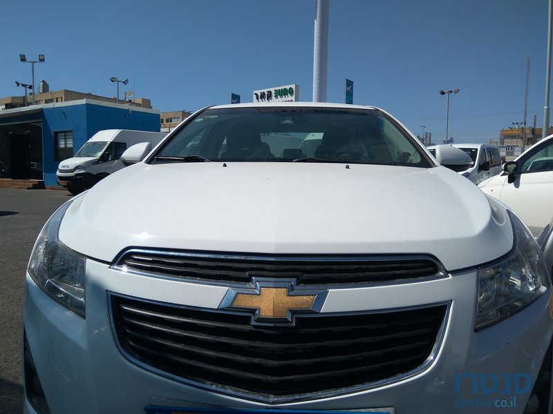 2014' Chevrolet Cruze photo #3