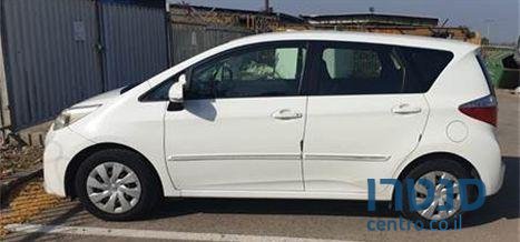 2011' Toyota Space Verso טויוטה ספייס ורסו photo #3