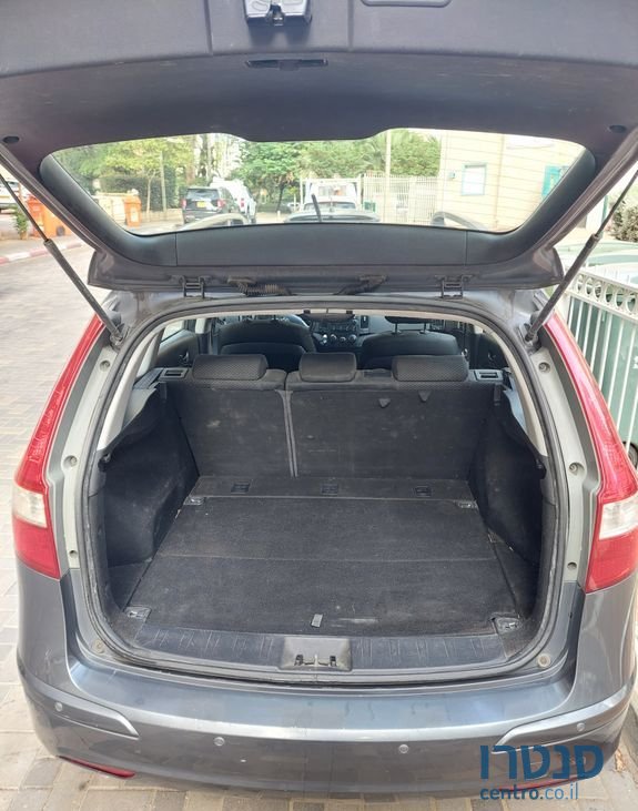 2011' Hyundai I30Cw יונדאי photo #3