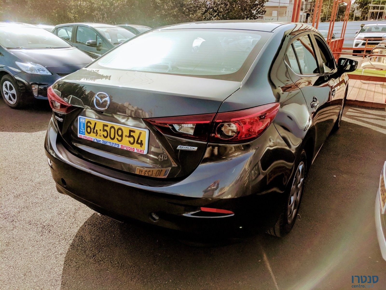 2015' Mazda 3 photo #3