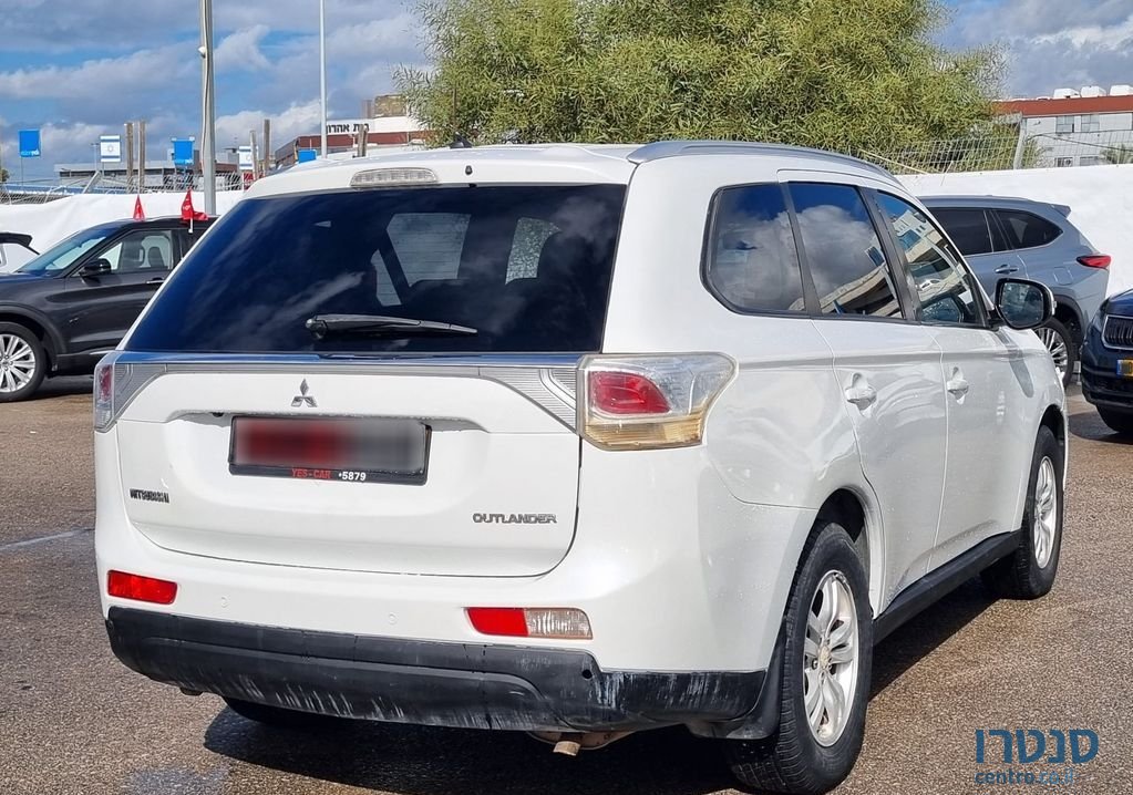 2014' Mitsubishi Outlander מיצובישי אאוטלנדר photo #2