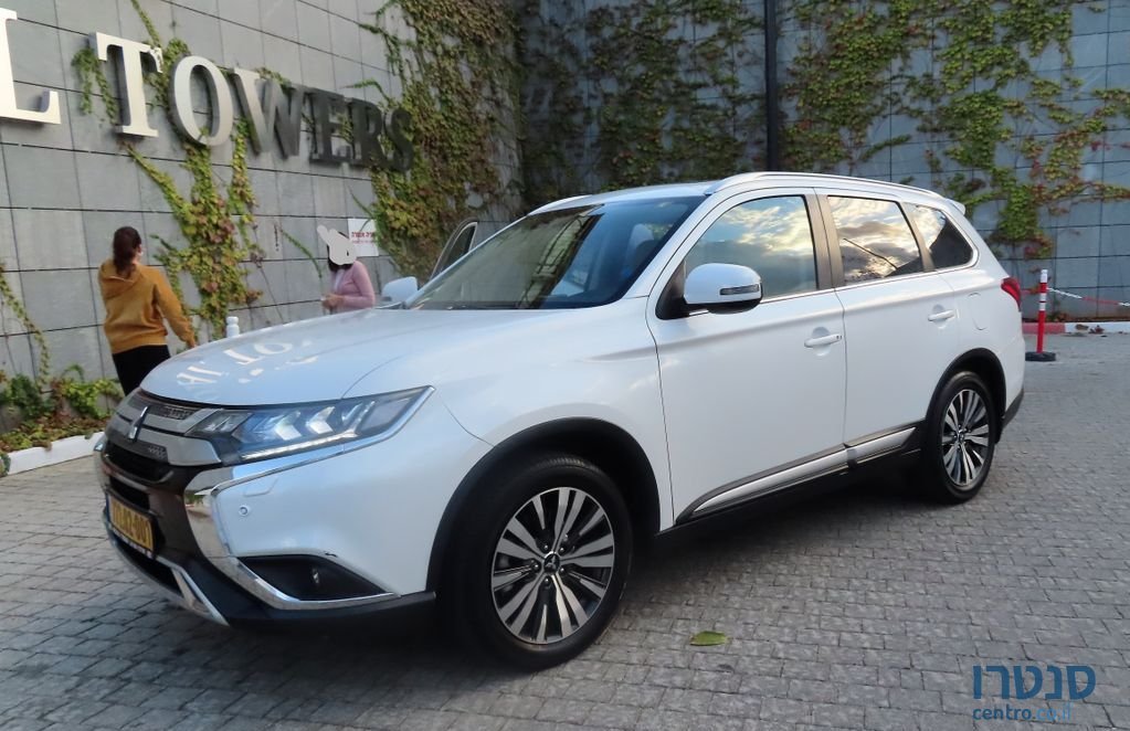 2019' Mitsubishi Outlander מיצובישי אאוטלנדר photo #1