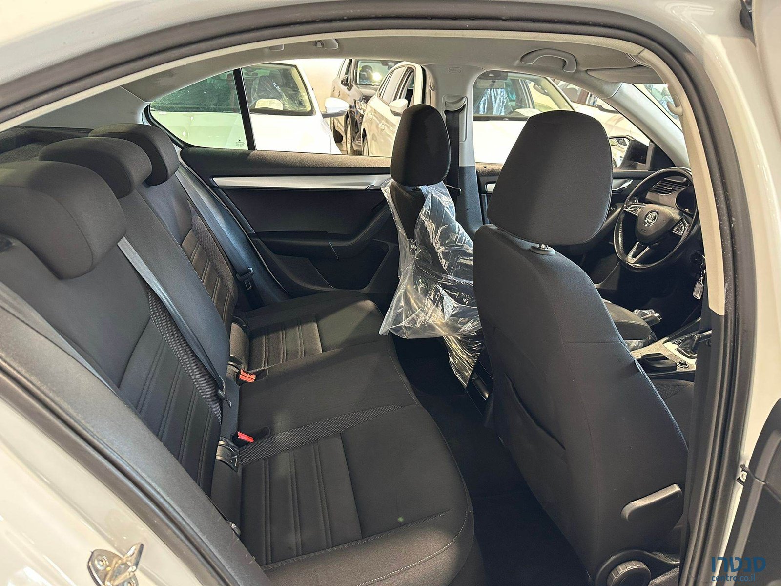 2018' Skoda Octavia photo #6