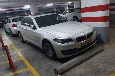 2015' BMW 528 ב.מ.וו