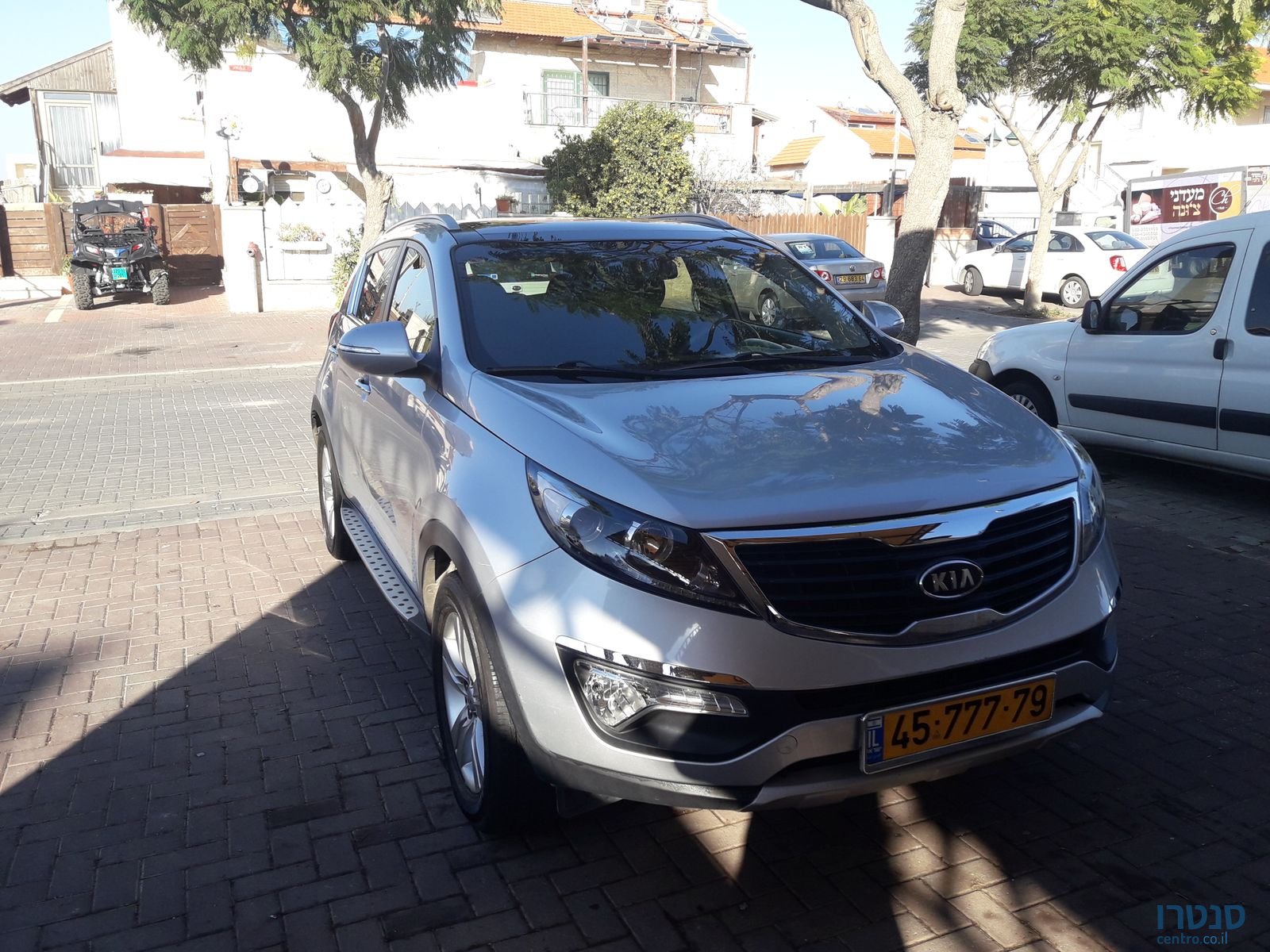 2012' Kia Sportage Exclusive photo #3