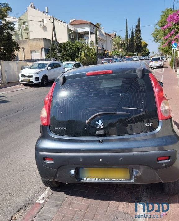 2012' Peugeot 107 פיג'ו photo #4