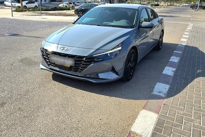 2022' Hyundai Elantra
