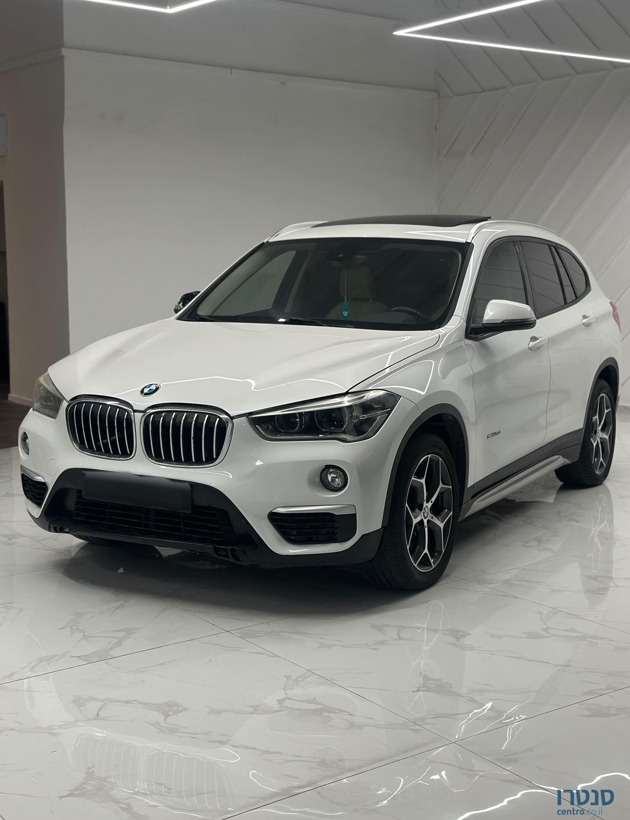 2016' BMW X1 ב מ וו photo #1