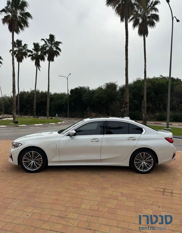 2019' BMW 3 Series ב.מ.וו סדרה 3 photo #3