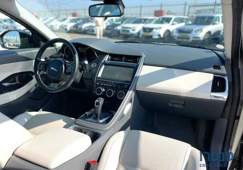 2020' Jaguar E-Pace יגואר photo #4