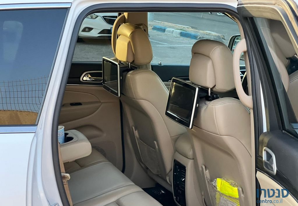 2019' Jeep Grand Cherokee ג'יפ גרנד צ'ירוקי photo #5