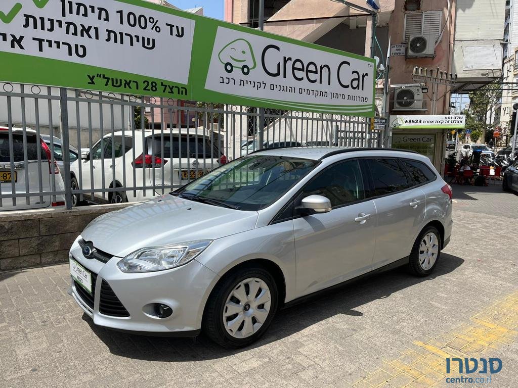 2014' Ford Focus photo #4