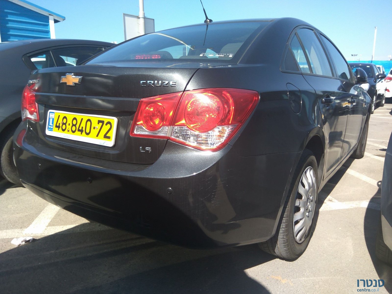 2011' Chevrolet Cruze photo #4