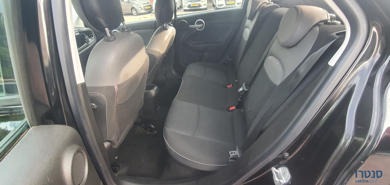 2016' Fiat 500X photo #4