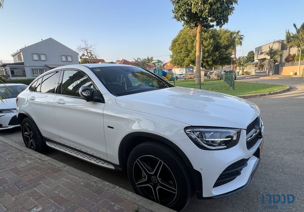 2020' Mercedes-Benz GLC מרצדס photo #5