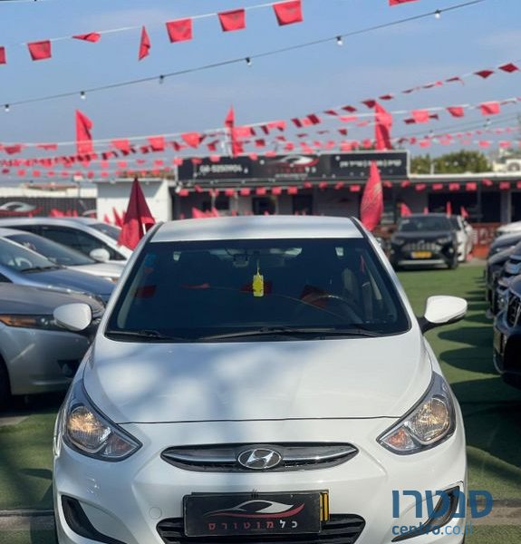 2018' Hyundai i25 יונדאי photo #1