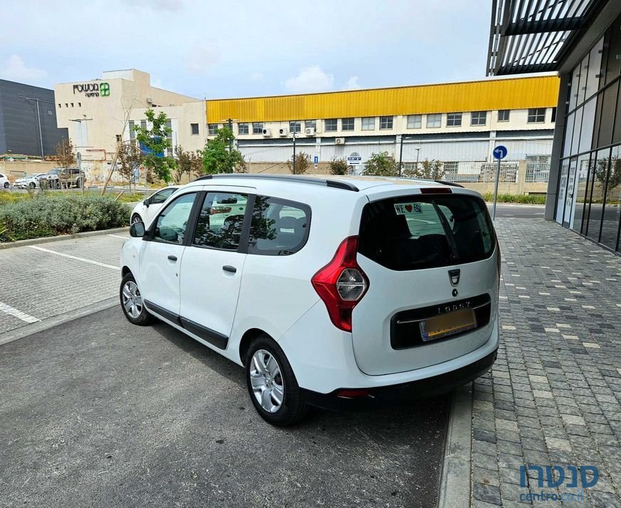 2020' Dacia Lodgy דאצ'יה לודג'י photo #5